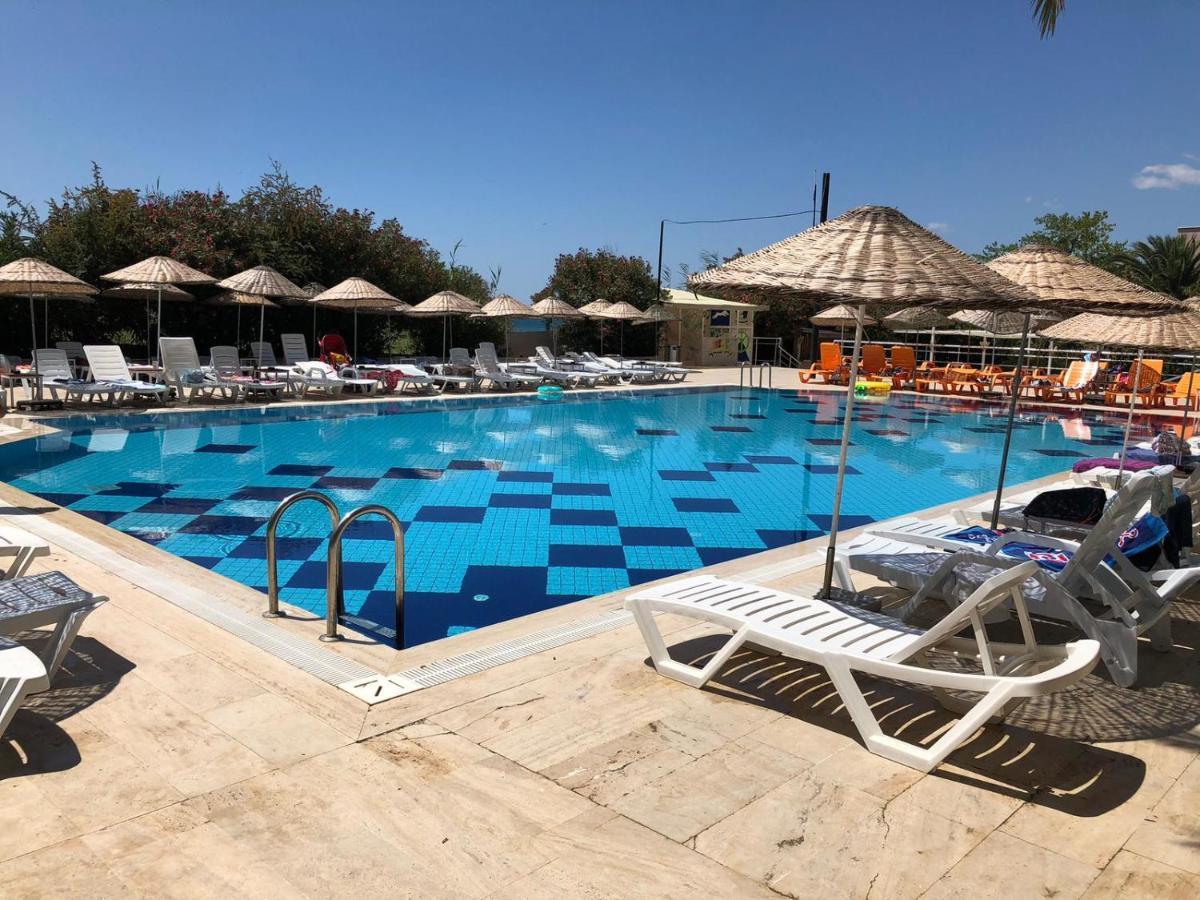 Отель Afytos Oeren Park Mtk Экстерьер фото